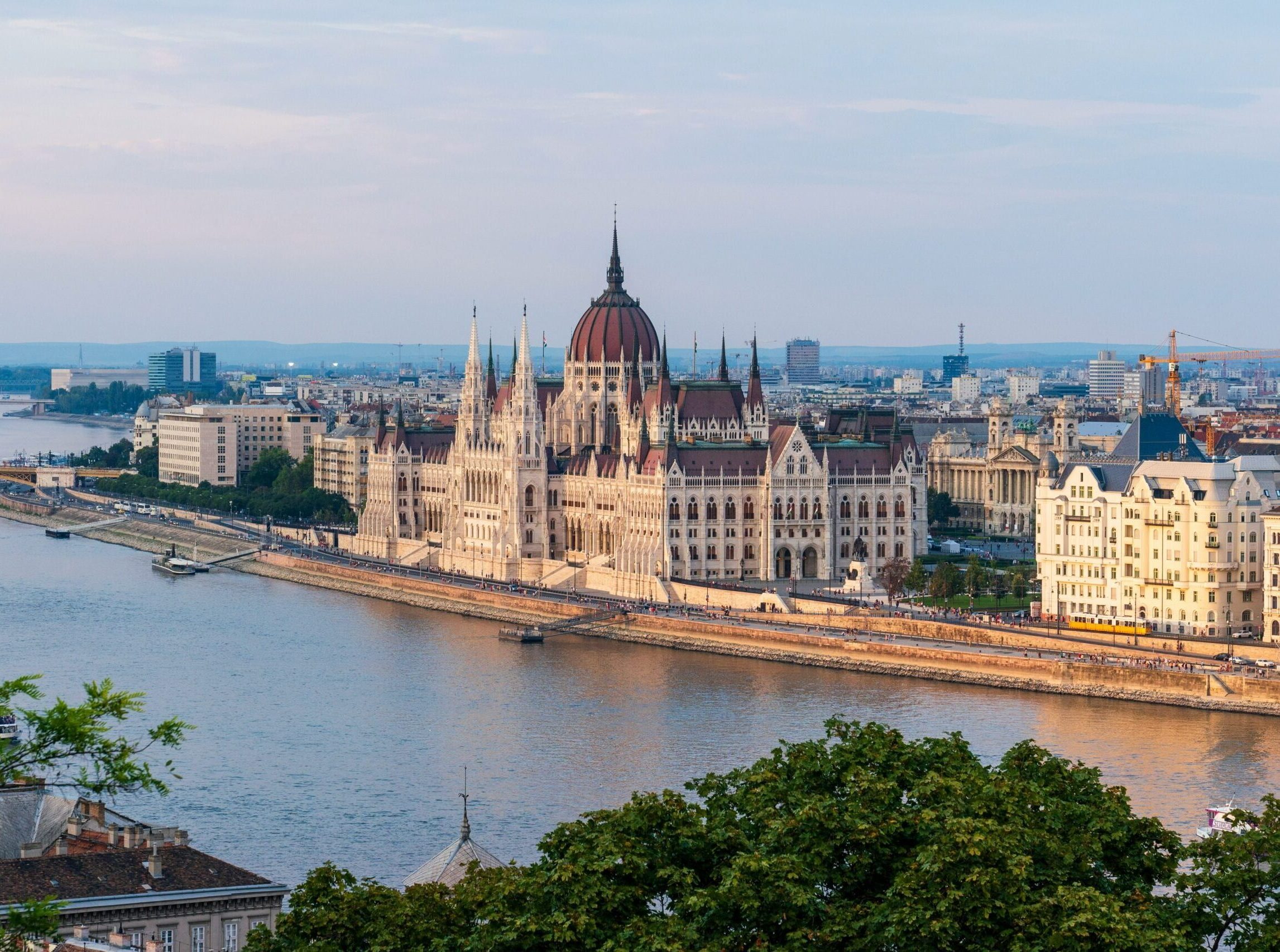 ferias_pascoa2026_budapeste_blog_belt